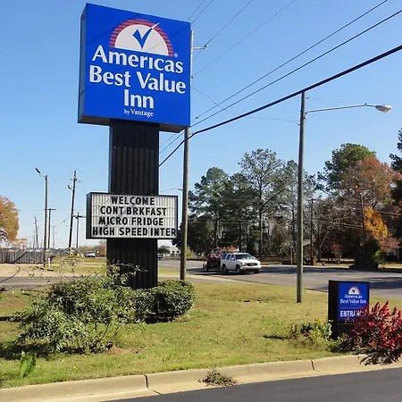 Americas Best Value Inn Selma-3