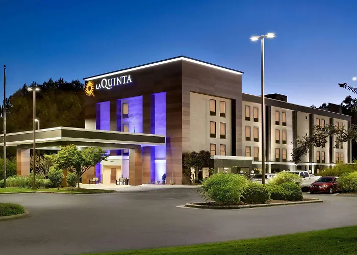 La Quinta Inn & Suites By Wyndham Selma/Smithfield I-95